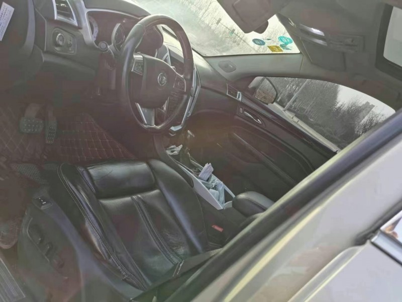 邵阳12年凯迪拉克SRX4