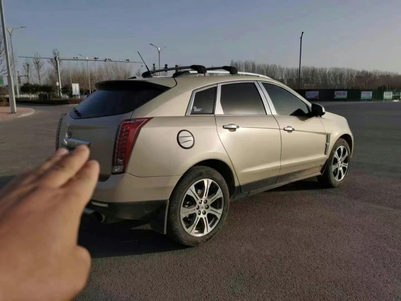 邵阳12年凯迪拉克SRX7