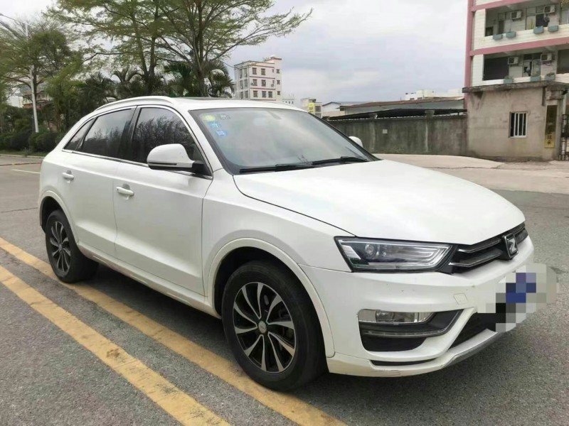 江门17年众泰SR73