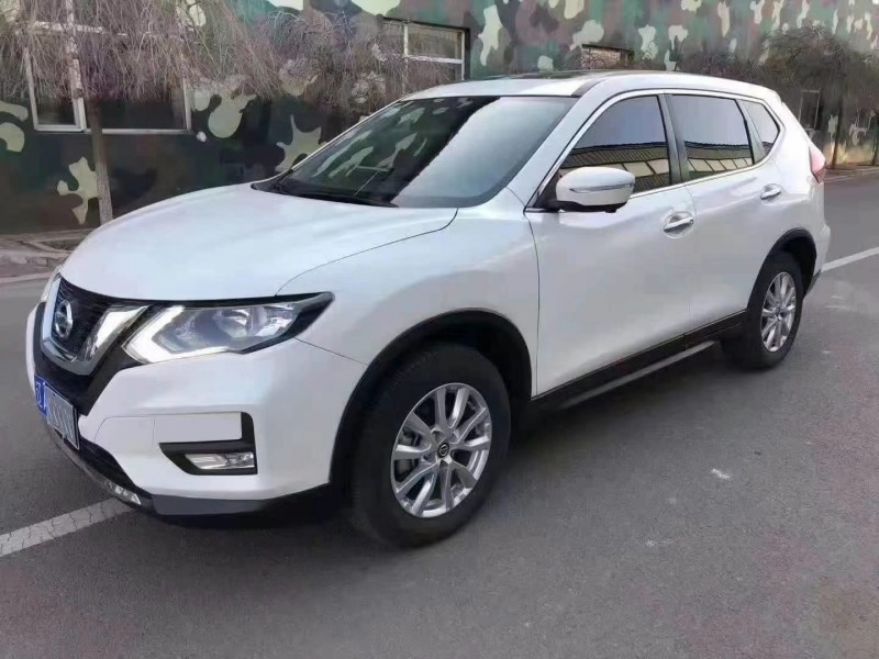 沈陽18年日產奇駿8