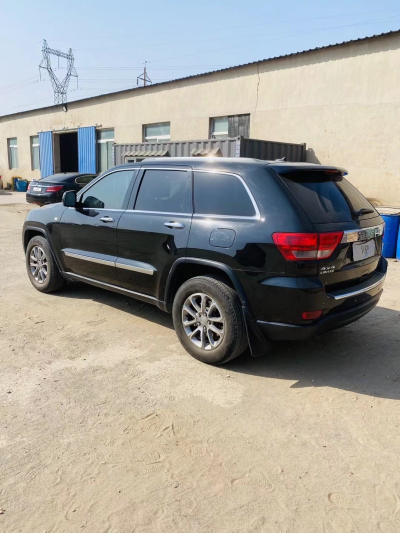 沈陽11年Jeep大切諾基3