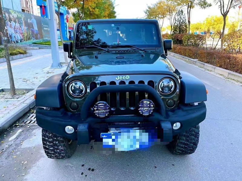太原15年Jeep牧馬人1