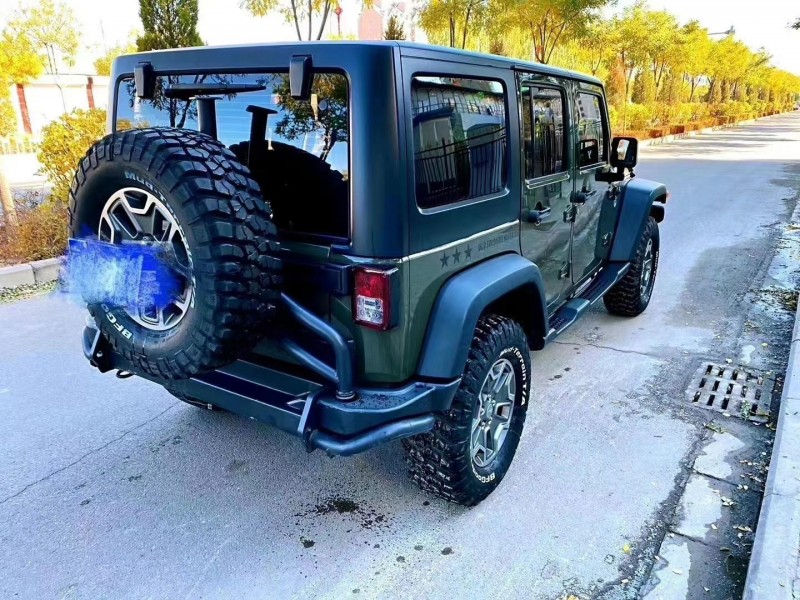 太原15年Jeep牧馬人7