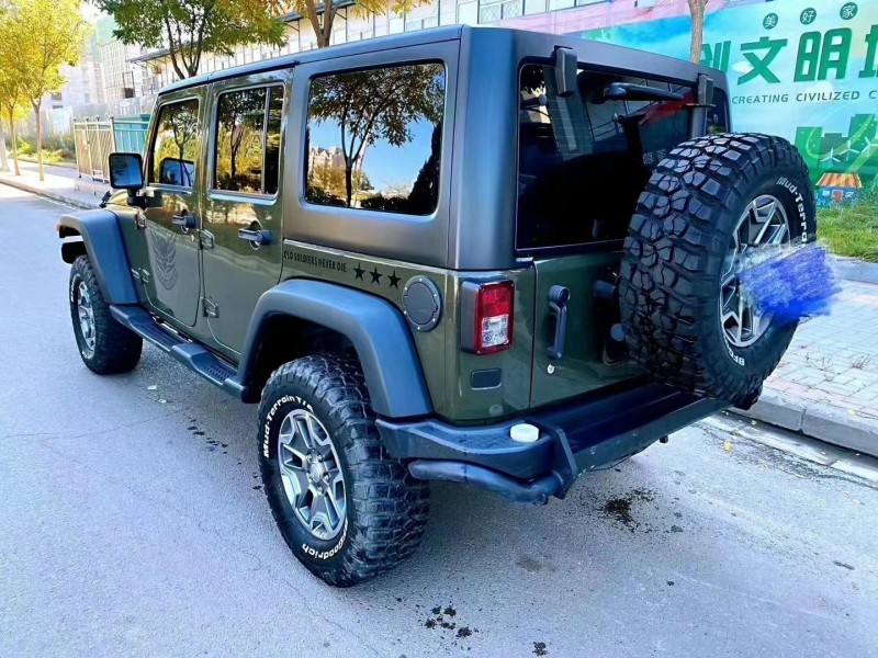 太原15年Jeep牧馬人8