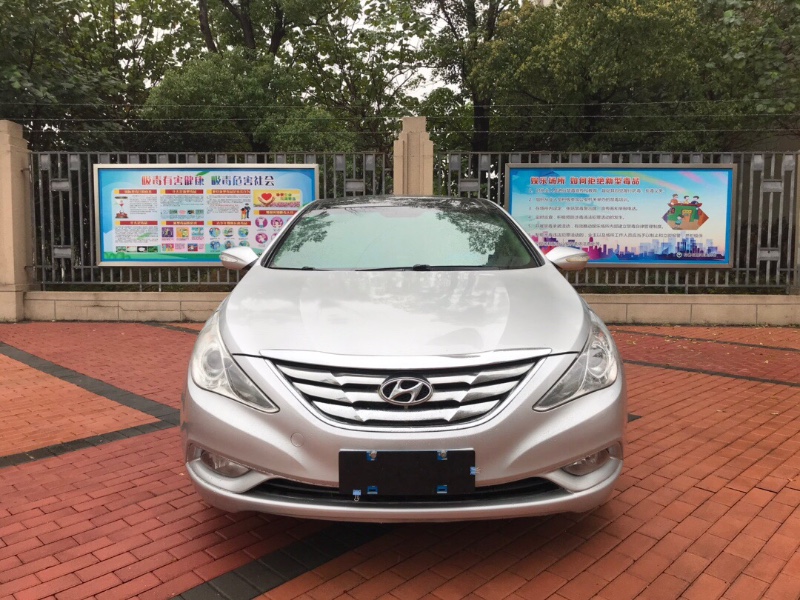 广州12年现代索纳塔八1