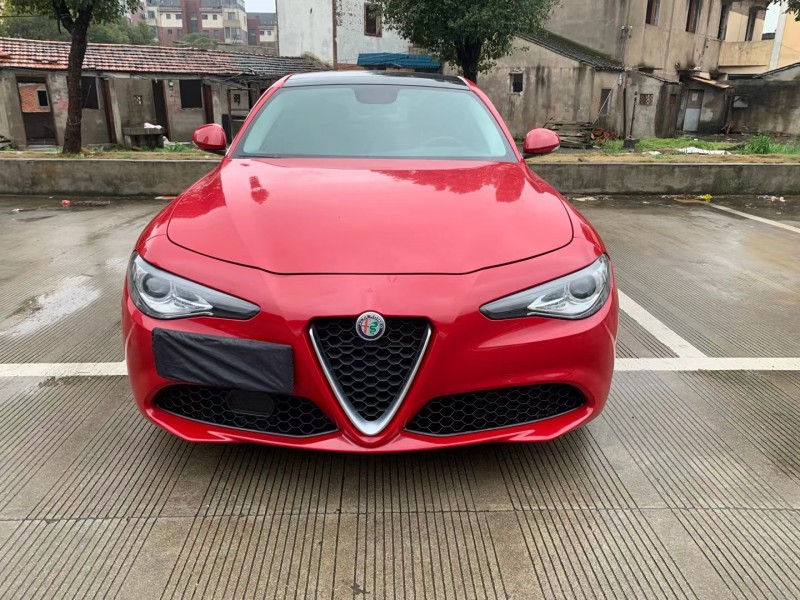 寧波19年阿爾法·羅密歐Stelvio8
