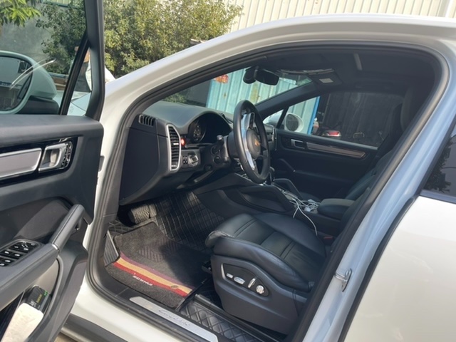 广州19年保时捷Cayenne新能源4