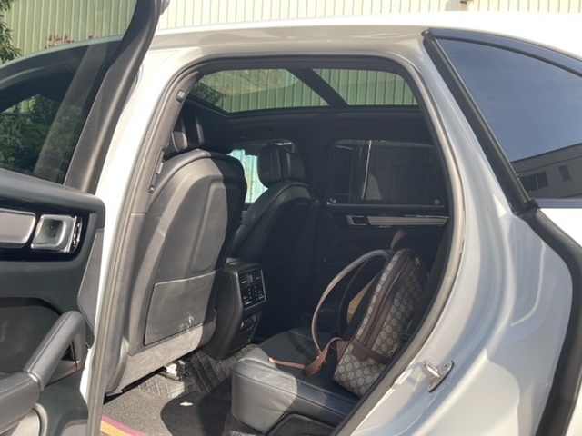 广州19年保时捷Cayenne新能源6