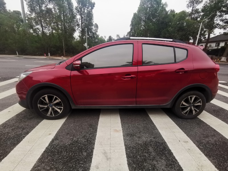 河源16年力帆汽車X502