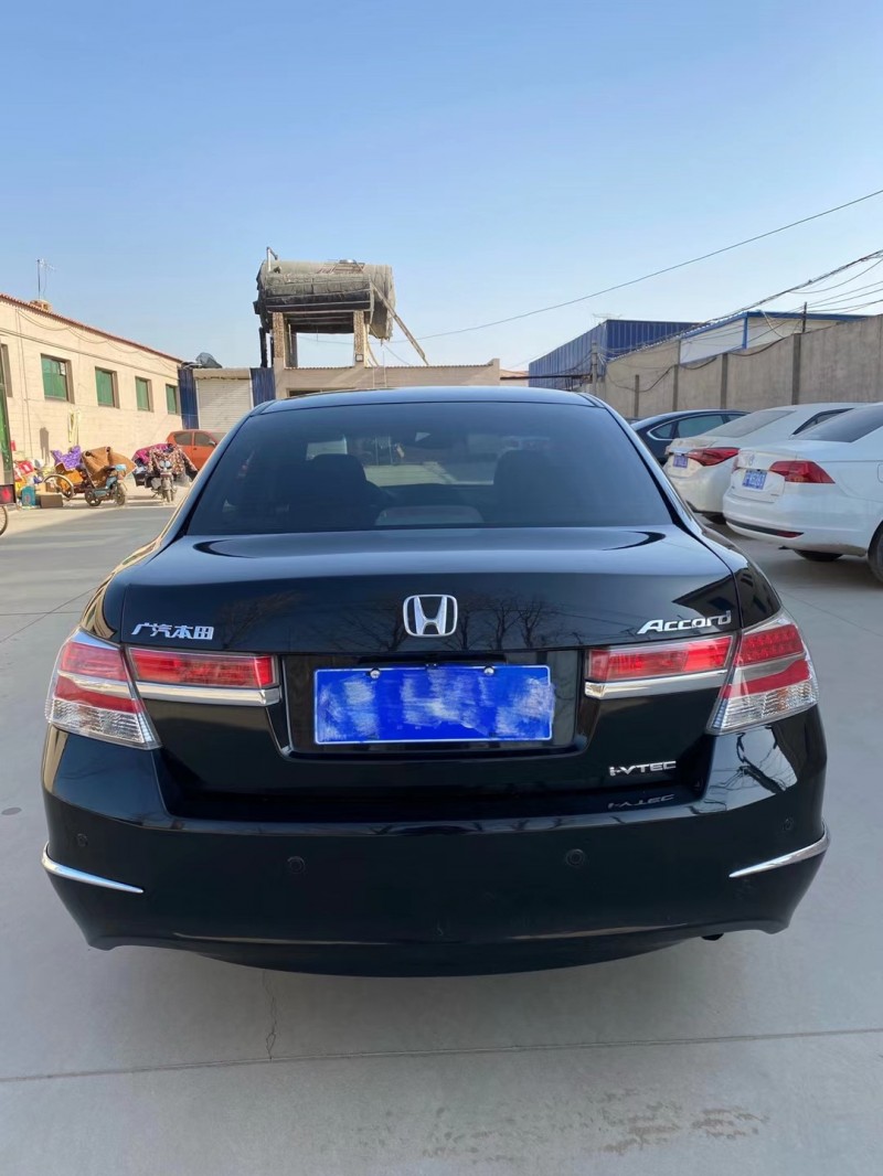 保定12年本田雅阁9