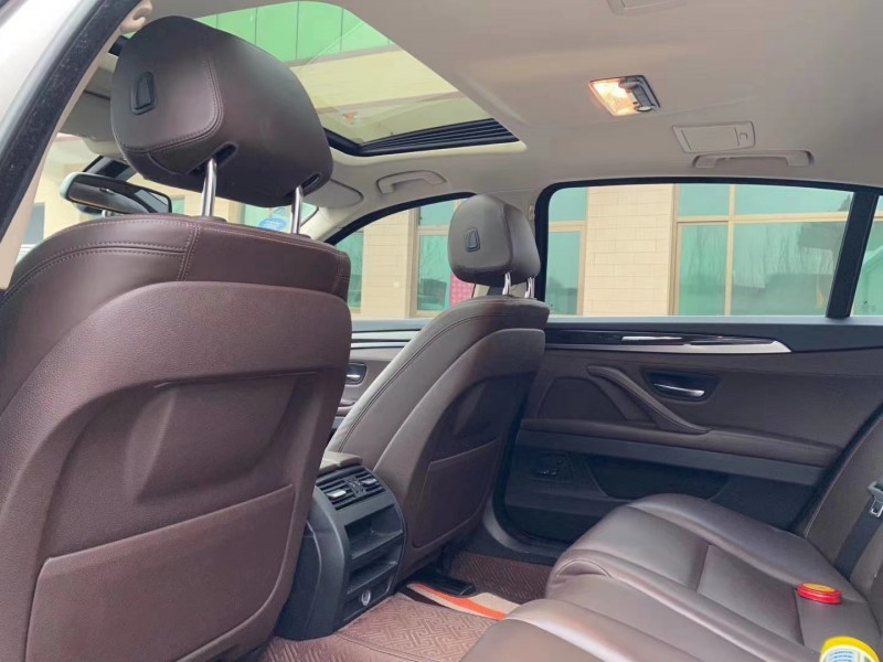 保定17年宝马5系8