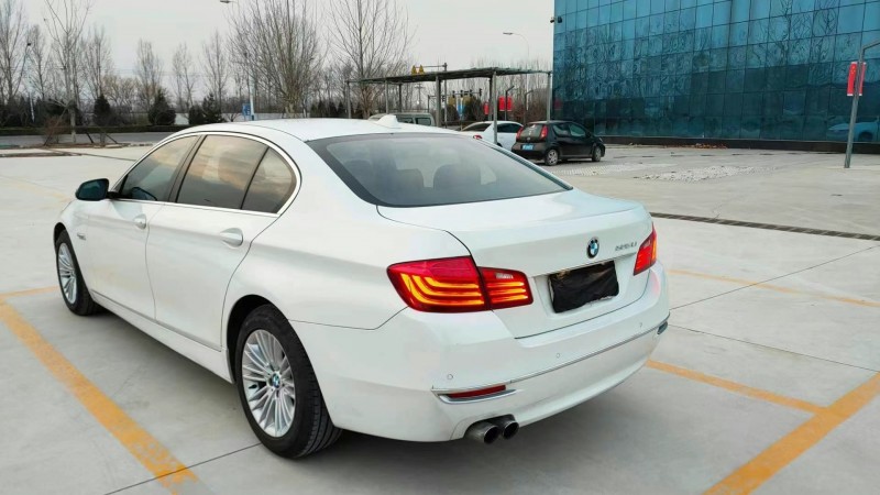 保定15年宝马5系7