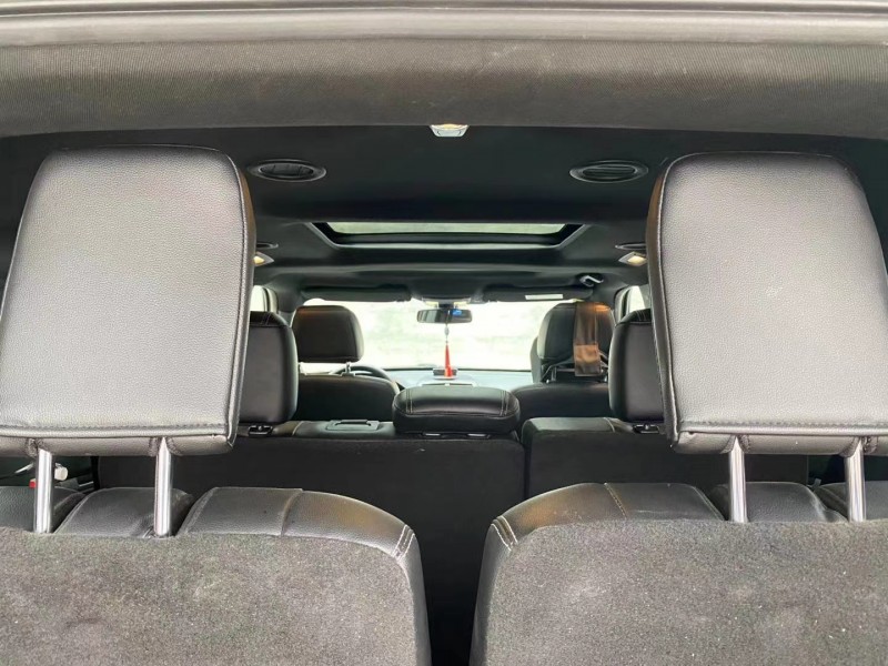 保定17年福特探险者7