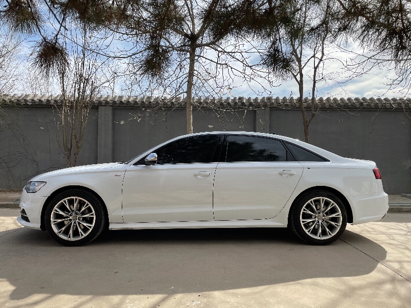 石家莊19年奧迪A6L1
