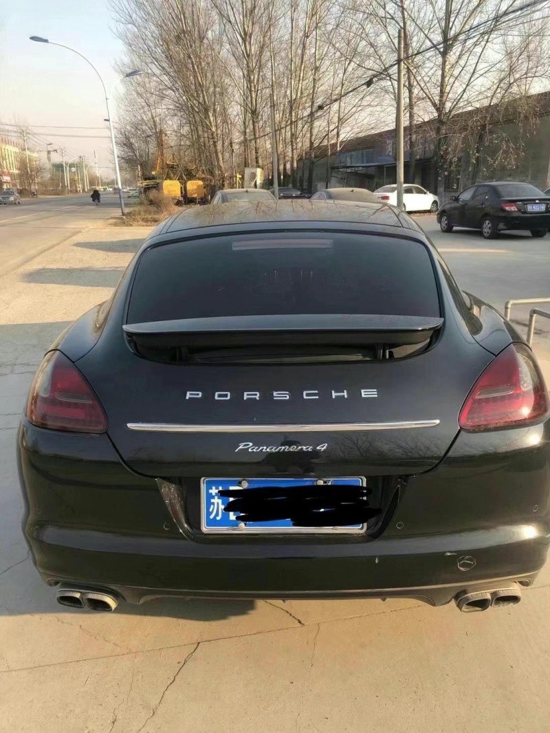 南通12年保時捷帕拉梅拉9