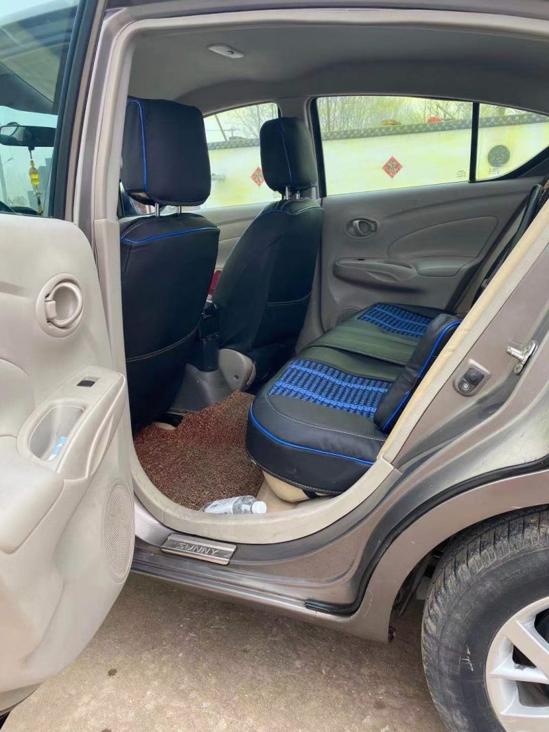 保定15年日产阳光5