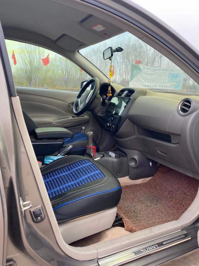 保定15年日产阳光8