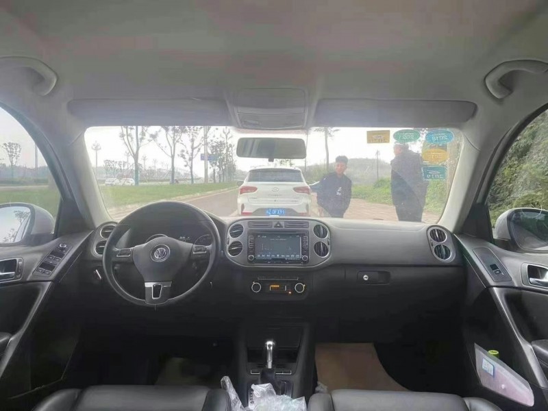 成都12年大众途观5