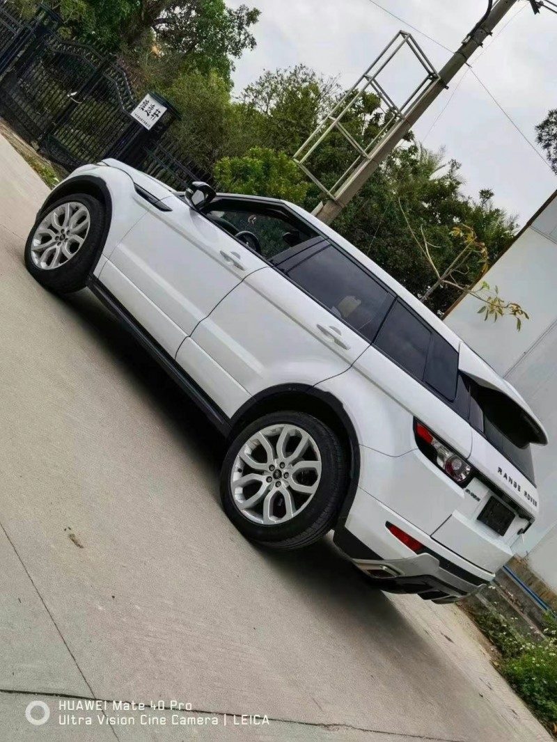 深圳13年路虎极光8