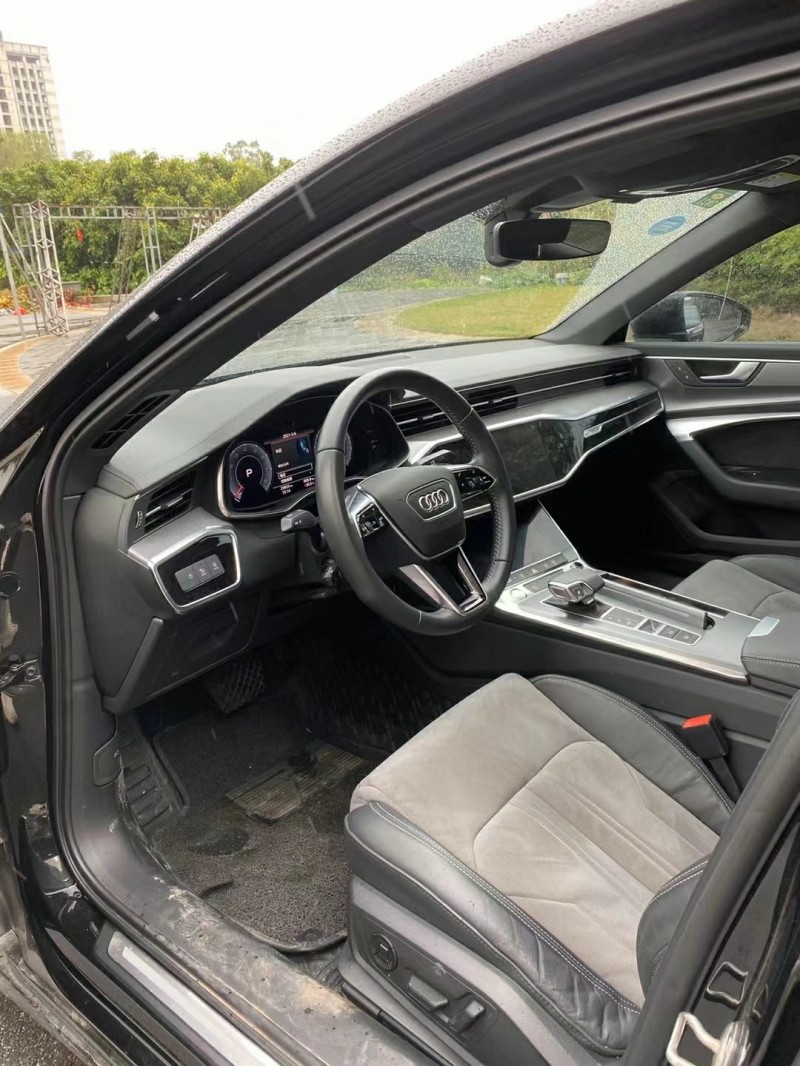 广州19年奥迪A6L4