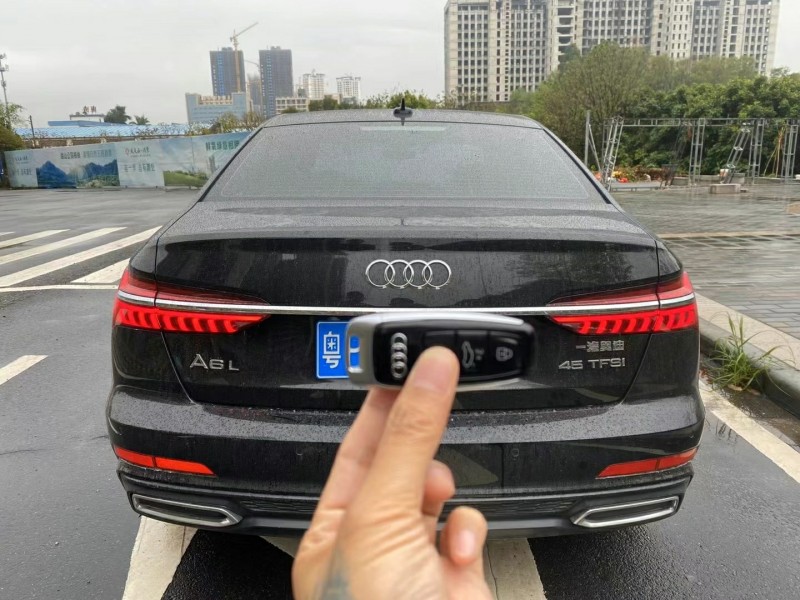 广州19年奥迪A6L8