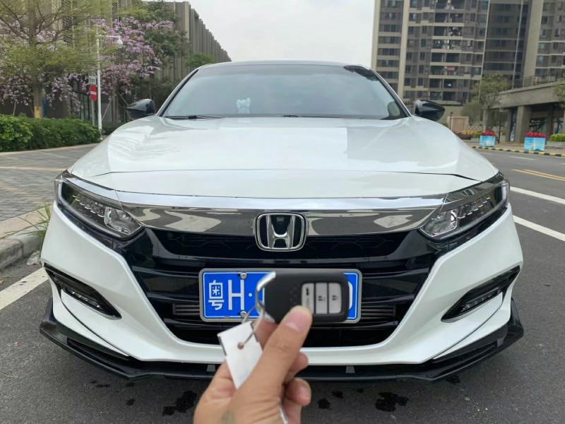 广州19年本田雅阁1