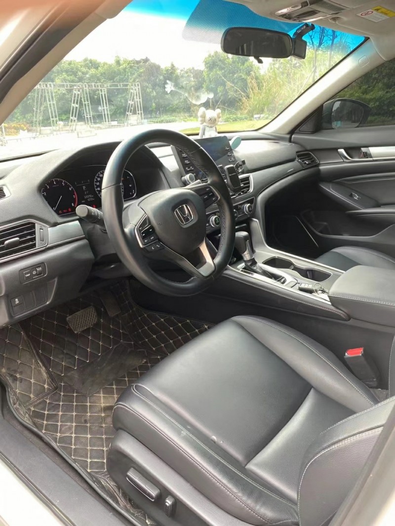 广州19年本田雅阁4