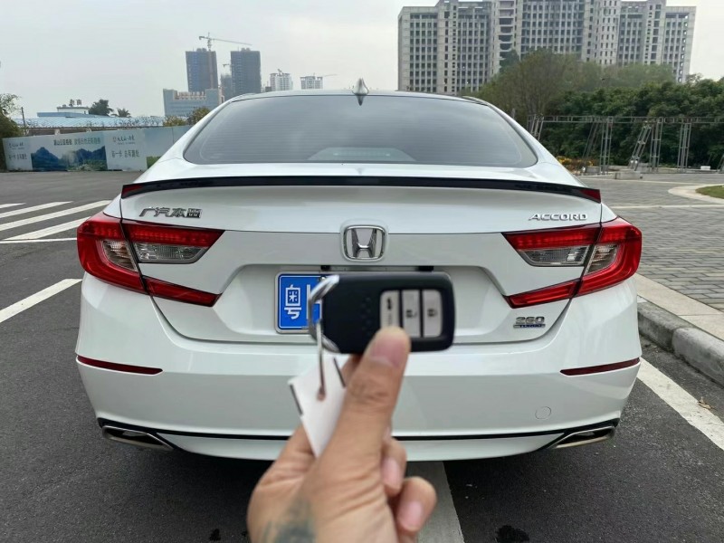 广州19年本田雅阁8