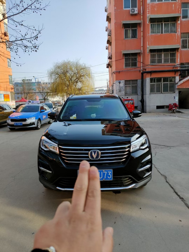 聊城18年長安汽車CS751