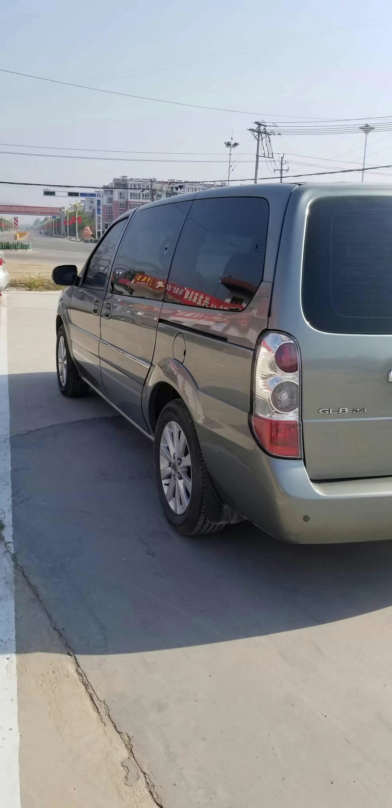 潍坊15年别克陆尊8