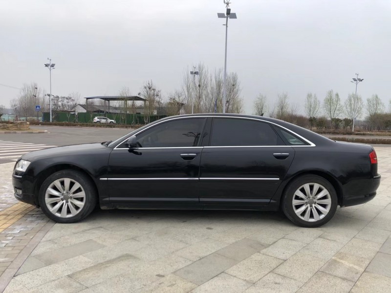 枣庄10年奥迪A8L7