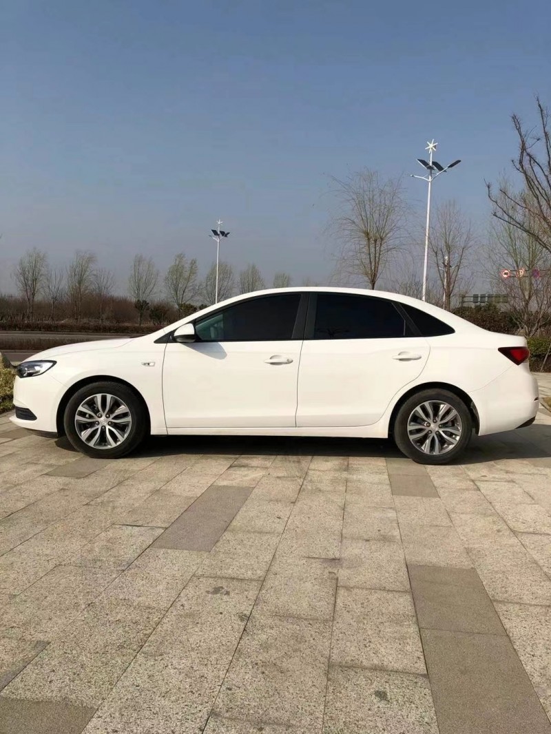 枣庄20年别克英朗GT4