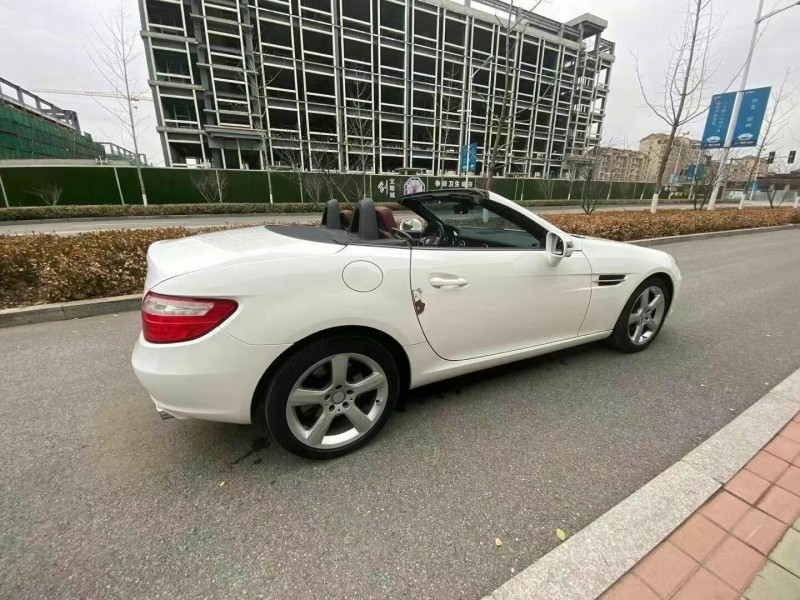 邯鄲16年奔馳SLK7