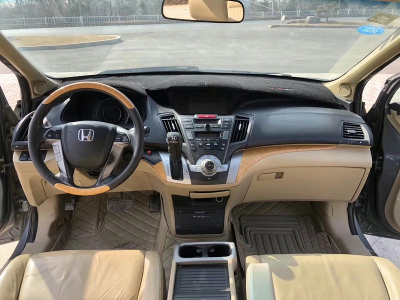 枣庄11年本田奥德赛5