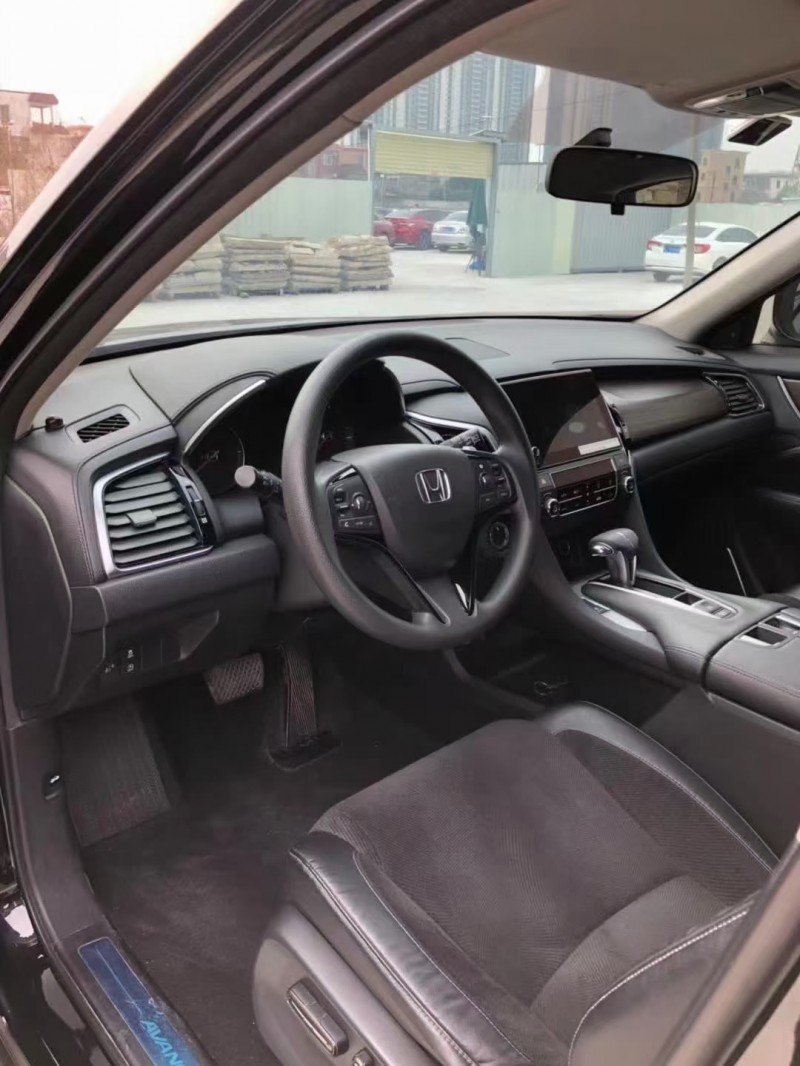 佛山18年本田冠道4