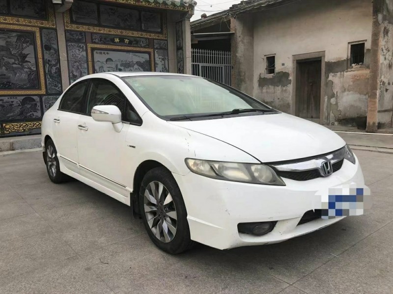 广州09年本田思域2