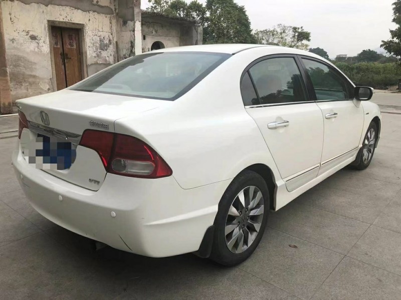 广州09年本田思域6