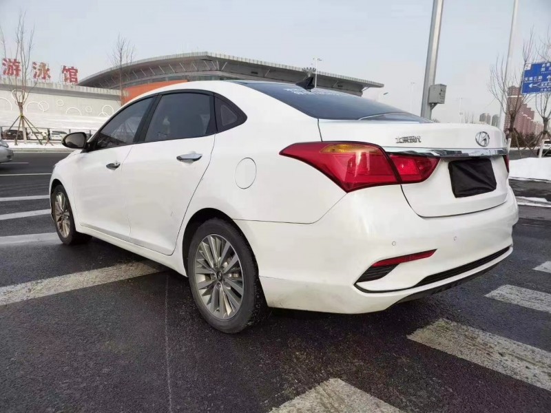 沈陽19年現代名圖5