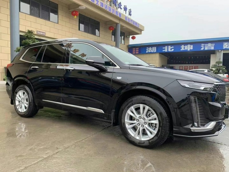 武汉20年凯迪拉克XT62