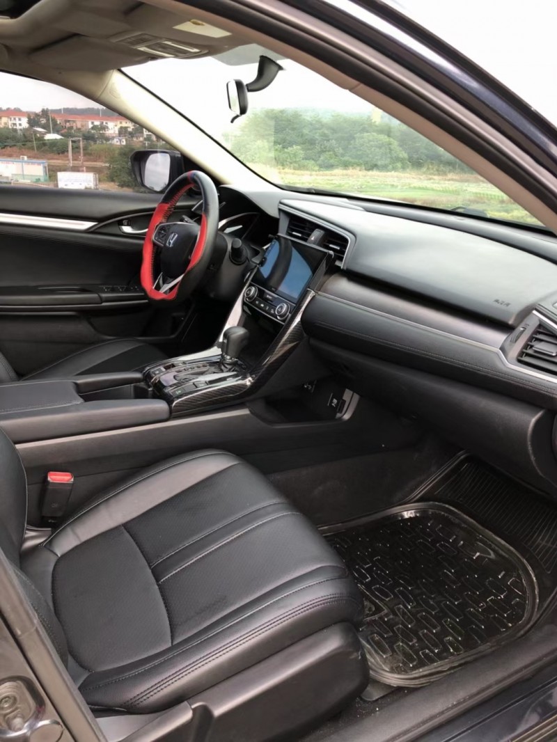 佛山17年本田思域4