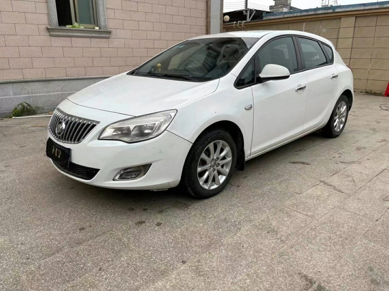 广州15年别克英朗2