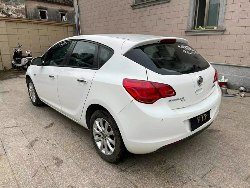 广州15年别克英朗5