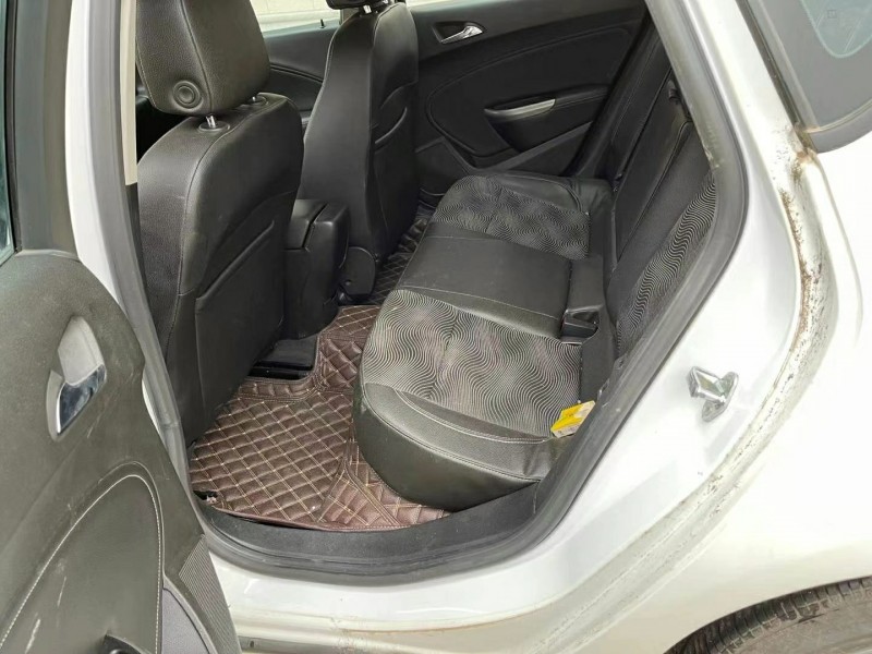 广州15年别克英朗8