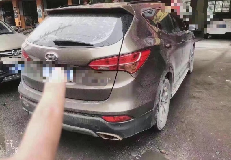 邵阳13年现代新胜达8