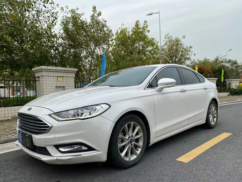 中山17年福特蒙迪欧2