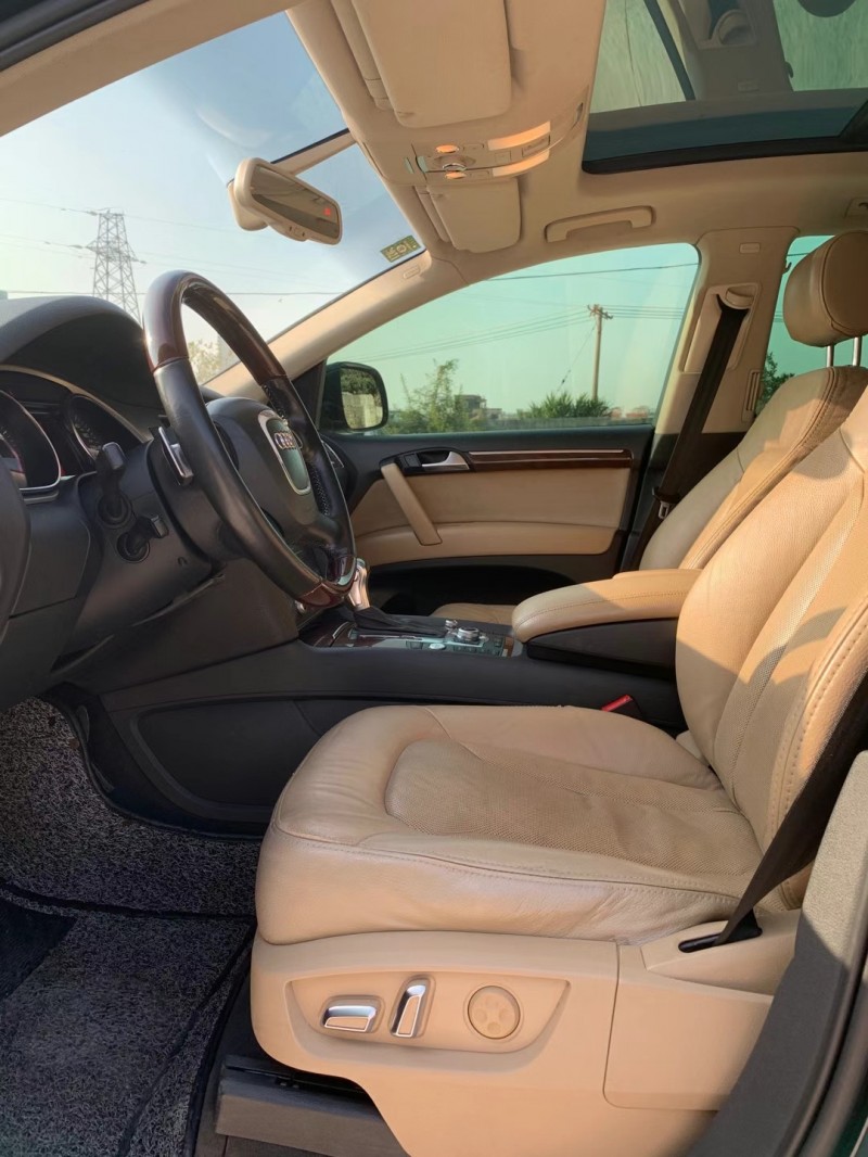 佛山11年奥迪Q78