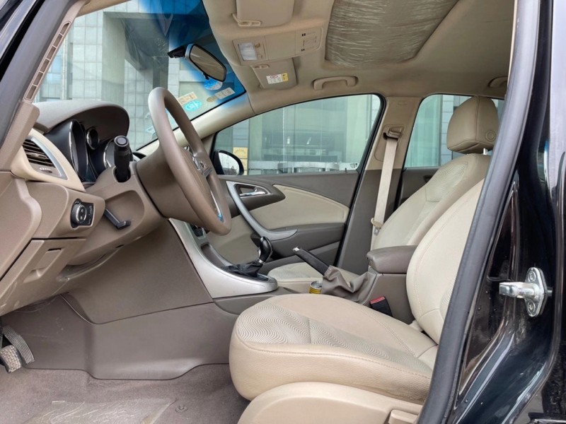 徐州14年别克英朗6