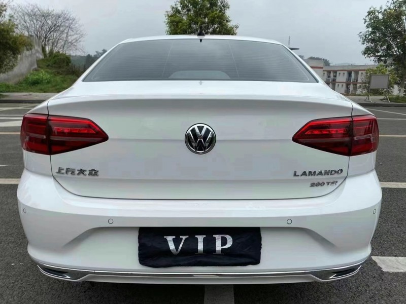 成都21年大众凌渡8