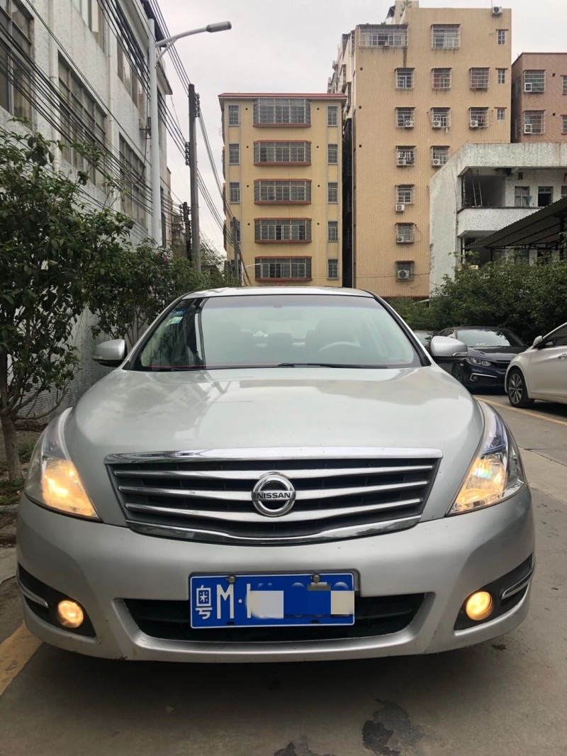 广州10年日产天籁6