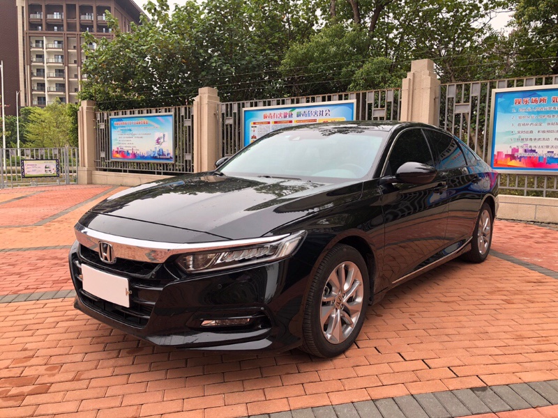 广州20年本田雅阁7